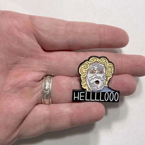 Mrs. Doubtfire - Euphegenia Doubtfire’s Nightly Meringue Mask HELLLLOOO Pin - 🤭 - Picture 4 of 5